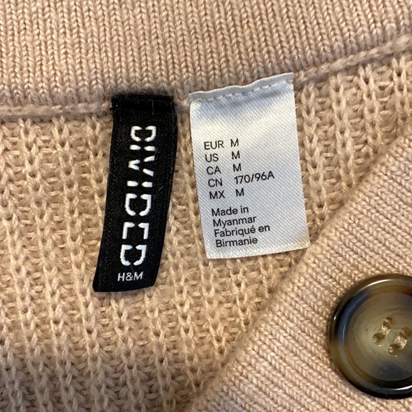 H&M sweater - Picture 2 of 3